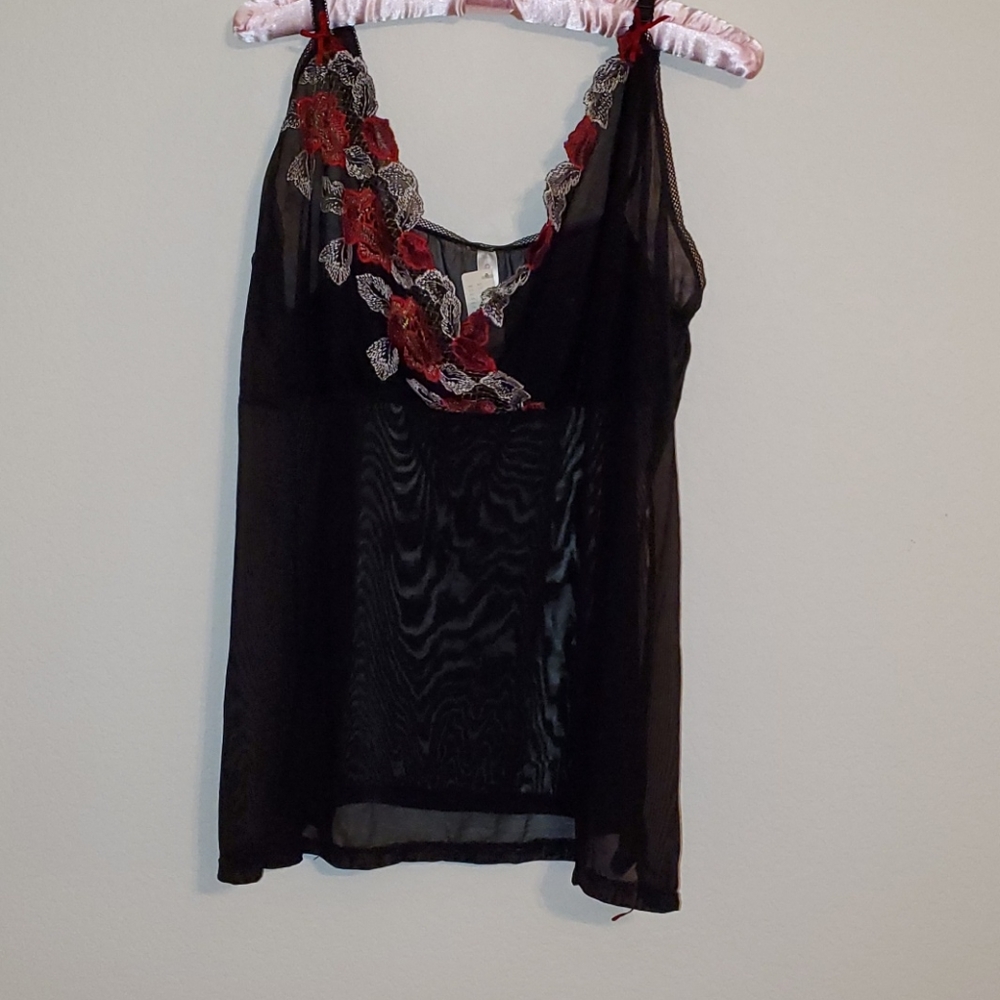 Black w/ Roses Chemise